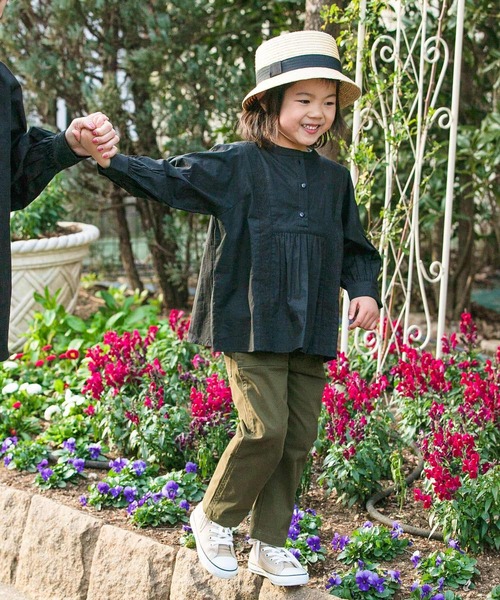 URBAN RESEARCH DOORS（アーバンリサーチドアーズ）の「『親子リンク』刺繍ブラウス(KIDS)（シャツ/ブラウス・キッズ・オフホワイト/ブラック・105/120/135）」の5枚目の写真