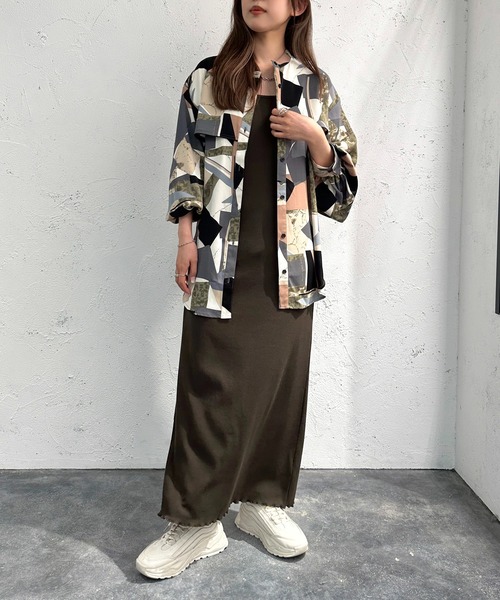 apres jour mignon(アプレジュールミニョン)の「バンドカラーアソート柄シャツ【ZOZOTOWN限定アイテム】(シャツ/ブラウス・レディース・ブラウン系その他/パープル系その他/グリーン系その他/ブルー系その他・フリー/X-LARGE)」の21枚目の写真