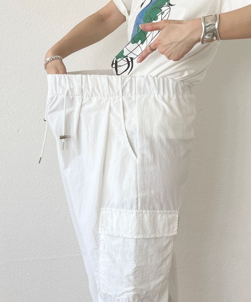 wee9s(ウィークス)の「nylon cargo shaka pants / ナイロンカーゴシャカパンツ(カーゴパンツ・レディース・ブラック/アイボリー/ピンク・FREE)」の10枚目の写真