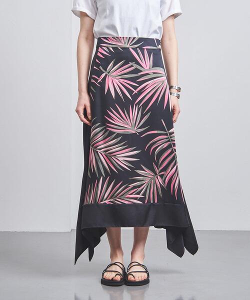 CHICS(シックス)の「<CHICS>プリント スカート(スカート・レディース・ホワイト/ブラック・38/36)」の3枚目の写真