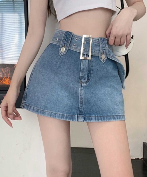SPIGA（スピーガ）の「ﾍﾞﾙﾄ付ｽｶｰﾄ風ｼｮｰﾄﾊﾟﾝﾂ（その他パンツ・レディース・ホワイト/ブラック/ブルー・SMALL/MEDIUM）」の14枚目の写真