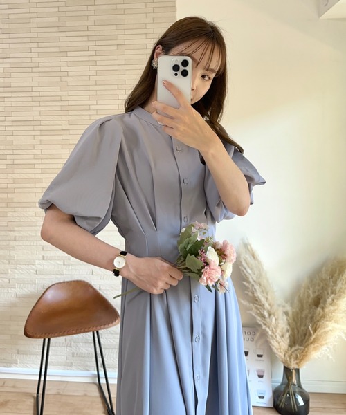 tocco closet（トッコ　クローゼット）の「【ZOZO限定】ウエストタックバルーンスリーブワンピース（ワンピース・レディース・ベージュ/ブラック/ブルー・M）」の3枚目の写真