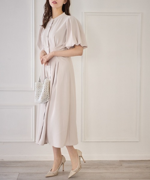 tocco closet（トッコ　クローゼット）の「【ZOZO限定】ウエストタックバルーンスリーブワンピース（ワンピース・レディース・ベージュ/ブラック/ブルー・M）」の14枚目の写真