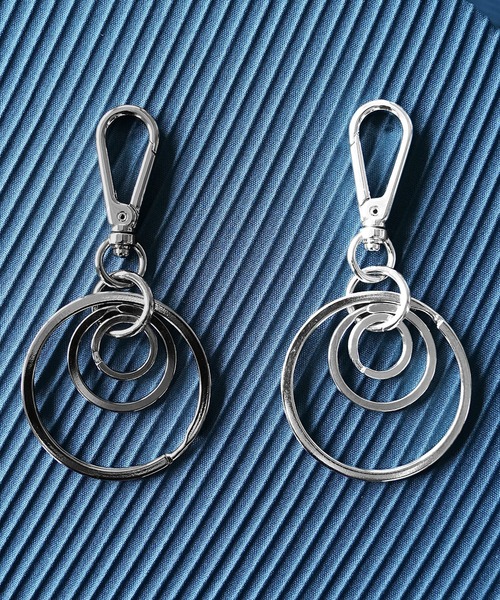 MinoriTY(マイノリティ)の「【MinoriTY】サークルキーリング カラビナ メンズ ウィメンズ ユニセックス アクセサリー(キーホルダー・メンズ・ブラック/シルバー・FREE)」の7枚目の写真