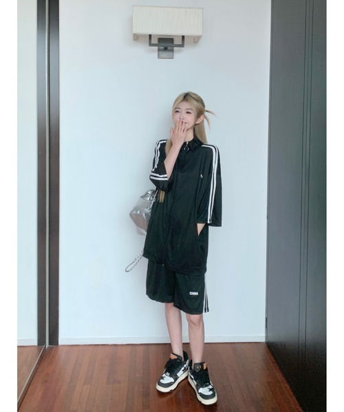 DEVICE（デバイス）の「ダブルライン シンプル トラックジャケット ジャージ セットアップ ルームウェア（ジャージ・レディース・ブラック/ブルー・FREE）」の10枚目の写真