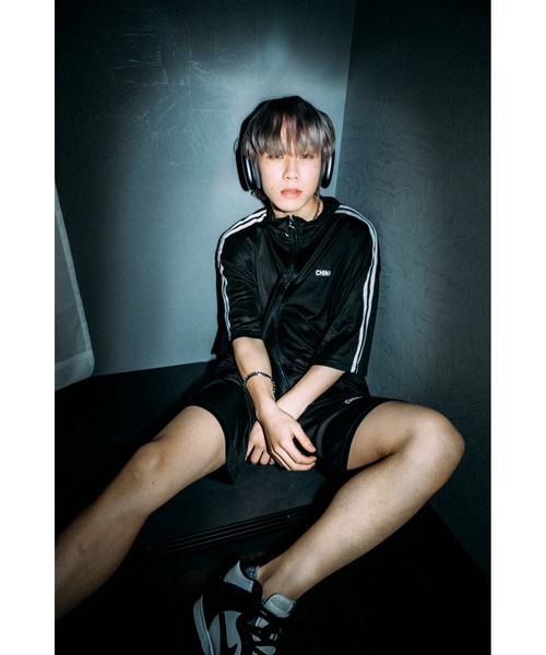 DEVICE（デバイス）の「ダブルライン シンプル トラックジャケット ジャージ セットアップ ルームウェア（ジャージ・レディース・ブラック/ブルー・FREE）」の21枚目の写真