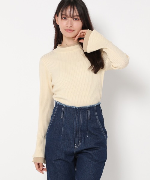 mysty woman（ミスティウーマン）の「レイヤードカラーフレアスリーブニット　978468（ニット/セーター・レディース・オフホワイト/ブラック/モカ・FREE）」の20枚目の写真