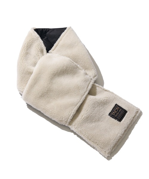 TAION(タイオン)の「【TAION / タイオン】MILITARY REVERSIBLE DOWN SCARF / リバーシブルキルティングダウンマフラー(マフラー・レディース・ブラック×ブラック/クリーム/オリーブ/ブラック×ホワイト/セージグリーン/チャコールグレー/ベージュ/モカ/ダークネイビー・FREE)」の19枚目の写真