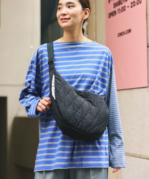 WEEKEND(ER)（ウィークエンダー）の「WEEKEND(ER)×FREAK'S STORE/ウィークエンダー×フリークスストア 別注 ラウンド ナイロン キルト ハーフムーン ショルダーバッグ（ショルダーバッグ・レディース・ベージュ/ライム/ブラック/オレンジ/グレー/ブルー・ONE SIZE）」の15枚目の写真