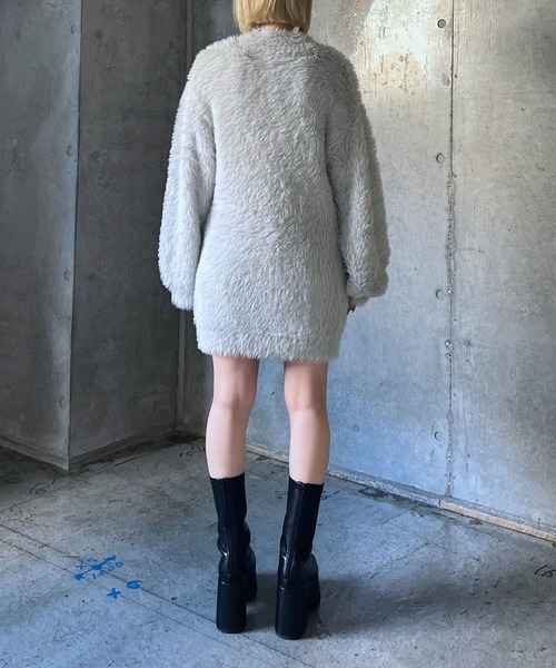 PAGEBOY（ページボーイ）の「フェザーニットミニワンピース（ワンピース・レディース・ライトグレー/ブラック・FREE）」の16枚目の写真