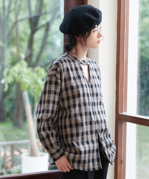 On One's Own（オンワンズオン）の「On One's Own チョーカーネックセンタースリットチェック長袖ブラウス（シャツ/ブラウス・レディース・ホワイト/ブラック・FREE）」の19枚目の写真