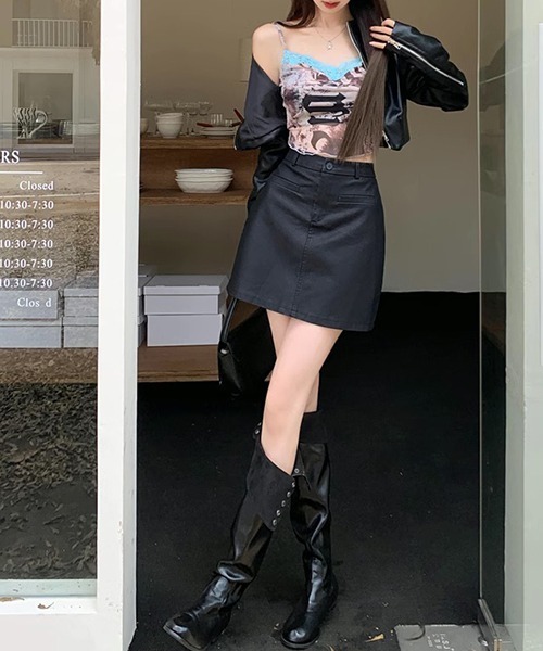 gossip!ロサンゼルス(ゴシップロサンゼルス)の「YUGA 合成皮革Aラインスカート(スカート・レディース・ブラック/グレー/ブラウン・L/M)」の11枚目の写真