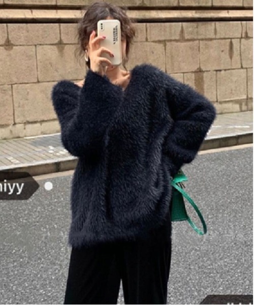 Dream garden（ドリームガーデン）の「Vネック フェザーヤーン ニット プルオーバー（ニット/セーター・レディース・ブラック/ピンク/ブルー/ホワイト・FREE）」の3枚目の写真