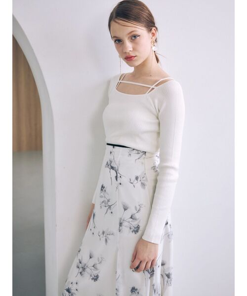 MERCURYDUO（マーキュリーデュオ）の「2WAYナローストラップリブニット（ニット/セーター・レディース・オフホワイト/ライトブルー/ブラック/ラベンダー/ライム・FREE）」の10枚目の写真