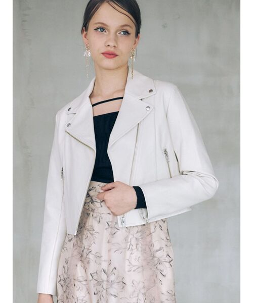 MERCURYDUO（マーキュリーデュオ）の「2WAYナローストラップリブニット（ニット/セーター・レディース・オフホワイト/ライトブルー/ブラック/ラベンダー/ライム・FREE）」の18枚目の写真