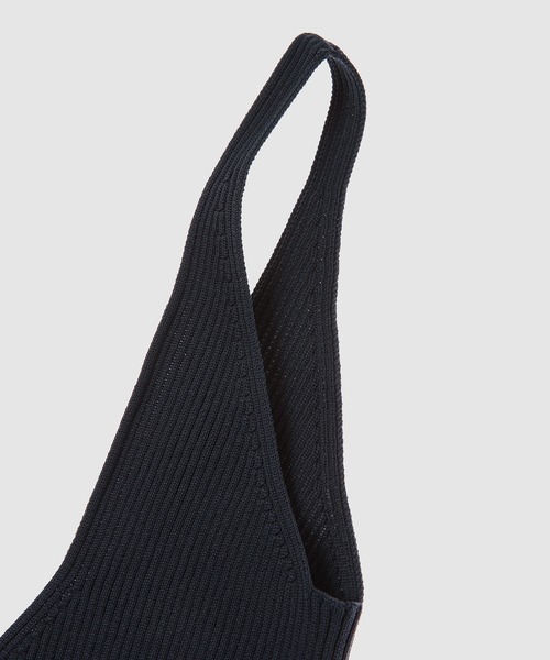 TAN（タン）の「RUFFLE KNITTED CAMISOLE（キャミソール・レディース・オフホワイト/サーモンピンク/ダークネイビー・FREE）」の6枚目の写真