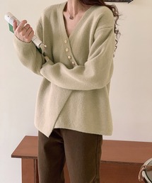 アシンメトリーニットセーター
