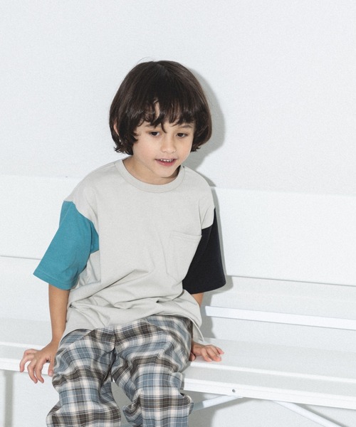 pairmanon（ペアマノン）の「【リンクコーデ】アソート ビッグシルエット 半袖Tシャツ（Tシャツ/カットソー・キッズ・ブルー系その他/グリーン系その他/グリーン系その他2/パープル/ホワイト/ピンク/ベージュ系その他/ベージュ系その他2/ライトグリーン/ホワイト系その他/パープル系その他/ブラック/ライトピンク/ピンク系その他/ライトベージュ/オリーブ/ライトブルー/ブラック系その他2/ブラック系その他/ブルー・110/100/120/130/140/150/80/90）」の6枚目の写真