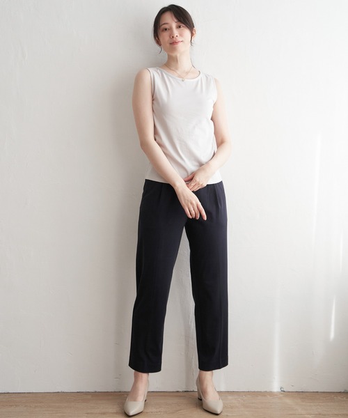 ikka(イッカ)の「【接触冷感/UVカット】コットンUSAアビガイルタンクトップ(タンクトップ・レディース・オフホワイト/ブラック/ライトグレー・S/M/L)」の9枚目の写真