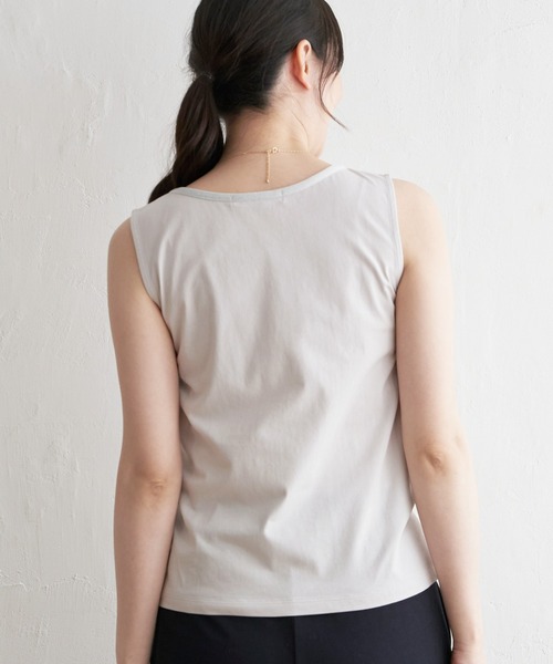 ikka(イッカ)の「【接触冷感/UVカット】コットンUSAアビガイルタンクトップ(タンクトップ・レディース・オフホワイト/ブラック/ライトグレー・S/M/L)」の13枚目の写真