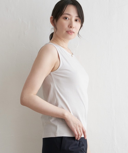 ikka(イッカ)の「【接触冷感/UVカット】コットンUSAアビガイルタンクトップ(タンクトップ・レディース・オフホワイト/ブラック/ライトグレー・S/M/L)」の12枚目の写真