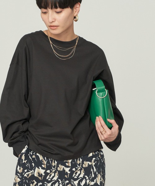 AMERICAN HOLIC(アメリカンホリック)の「ドルマンコクーンカットプルオーバー①(Tシャツ/カットソー・レディース・その他7/ブルー/オフホワイト/ブラック・M/L)」の2枚目の写真