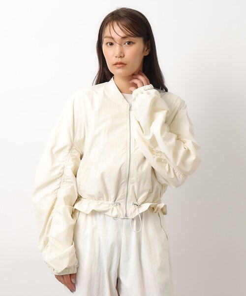 OPAQUE.CLIP（オペークドットクリップ）の「◆≪VERY掲載≫ナイロンシャーリングブルゾン【洗濯機洗い可】（ブルゾン・レディース・オフホワイト/ブラック・36/38）」の7枚目の写真