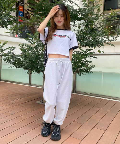 SPINNS（スピンズ）の「USAロゴ 半袖ショート丈リンガーTシャツ