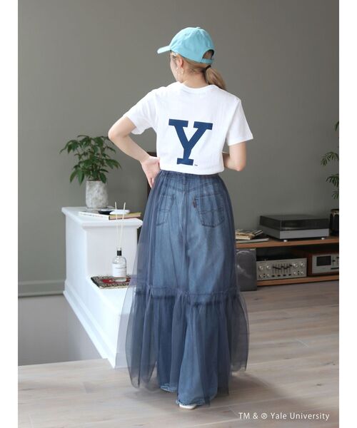Russell Athletic(ラッセルアスレティック)の「RUSSELL別注 YALEロゴTee(Tシャツ/カットソー・レディース・オフホワイト/ヘザーグレー/ネイビー・FREE)」の4枚目の写真