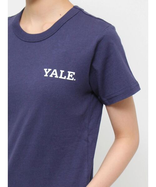 Russell Athletic(ラッセルアスレティック)の「RUSSELL別注 YALEロゴTee(Tシャツ/カットソー・レディース・オフホワイト/ヘザーグレー/ネイビー・FREE)」の14枚目の写真