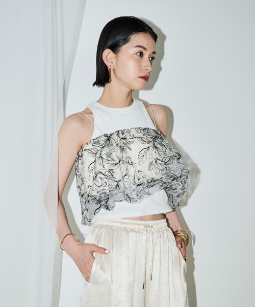 AIC.（エーアイシー）の「フラワーレースオーガンジービスチェ