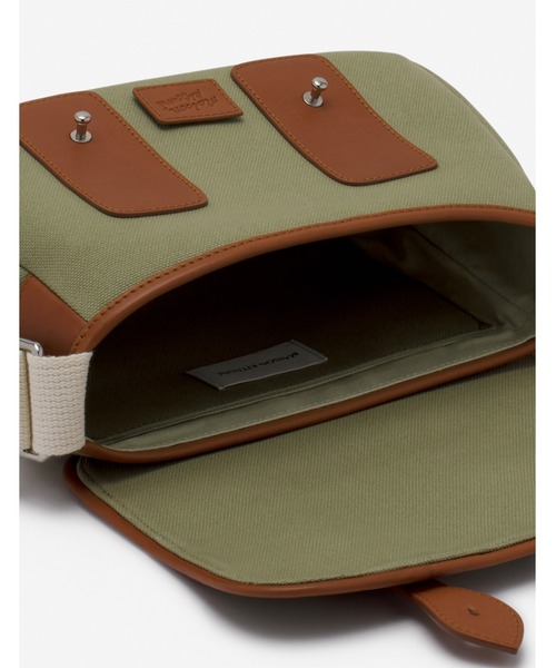 Maison Kitsune（メゾンキツネ）の「PALAIS ROYAL MESSENGER
