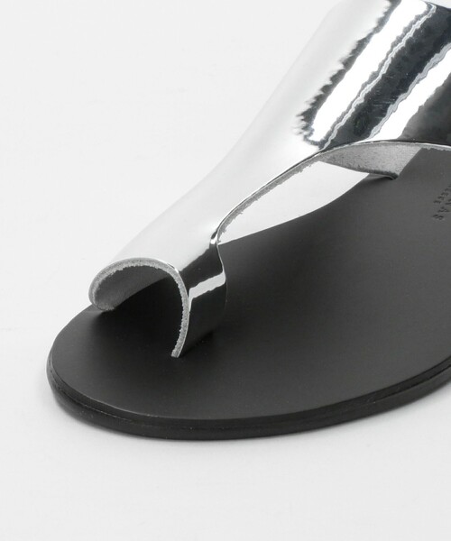 NICOLAS LAINAS（ニコラスライナス）の「＜NICOLAS LAINAS＞トングサンダル（サンダル・レディース・シルバー/ゴールド・36/37/38）」の9枚目の写真