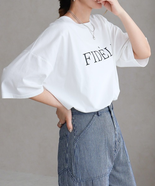 Social GIRL(ソーシャルガール)の「オーバーサイズ半袖ロゴTシャツ(Tシャツ/カットソー・レディース・ブラック/オフホワイト/チャコールグレー・M)」の8枚目の写真