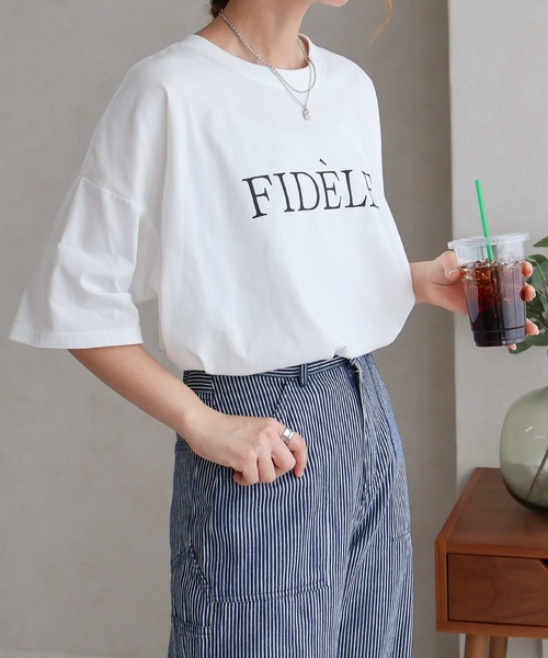 Social GIRL(ソーシャルガール)の「オーバーサイズ半袖ロゴTシャツ(Tシャツ/カットソー・レディース・ブラック/オフホワイト/チャコールグレー・M)」の6枚目の写真