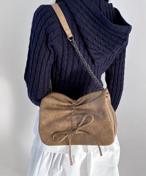 Heather(ヘザー)の「リボンショルダーBAG 129447(ショルダーバッグ・レディース・チャコールグレー/ブラウン/ブラック/レッド/ベージュ/ボルドー/ピンク/ライトブルー/アイボリー/ドット・ONE SIZE)」の22枚目の写真