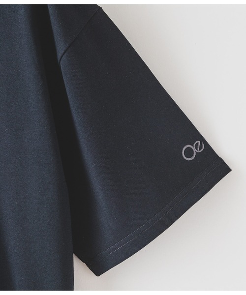 OUTDOOR EXCHANGE(アウトドアエクスチェンジ)の「【OUTDOOR EXCHANGE/アウトドアエクスチェンジ】リラックスフィット モックネックT UVカット(Tシャツ/カットソー・メンズ・ホワイト/ブラック・MEDIUM/LARGE)」の5枚目の写真