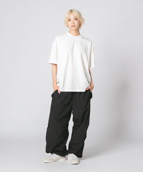 OUTDOOR EXCHANGE(アウトドアエクスチェンジ)の「【OUTDOOR EXCHANGE/アウトドアエクスチェンジ】リラックスフィット モックネックT UVカット(Tシャツ/カットソー・メンズ・ホワイト/ブラック・MEDIUM/LARGE)」の9枚目の写真