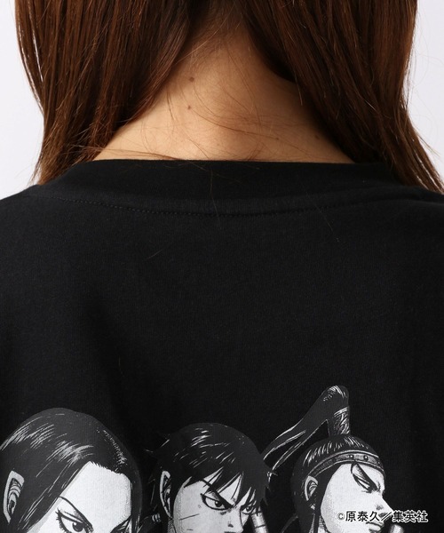 FOREVER 21（フォーエバー トゥエンティーワン）の「【ヤングジャンプ45周年】キングダムＴシャツ２（Tシャツ/カットソー・レディース・ブラック・SMALL/LARGE）」の18枚目の写真