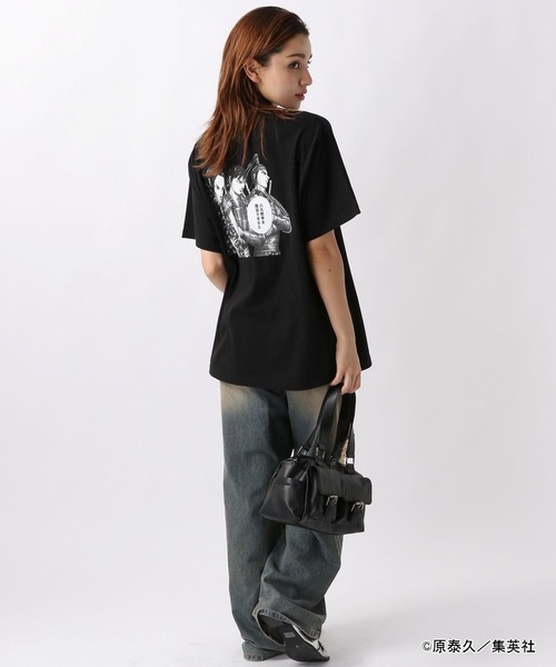 FOREVER 21（フォーエバー トゥエンティーワン）の「【ヤングジャンプ45周年】キングダムＴシャツ２（Tシャツ/カットソー・レディース・ブラック・SMALL/LARGE）」の7枚目の写真