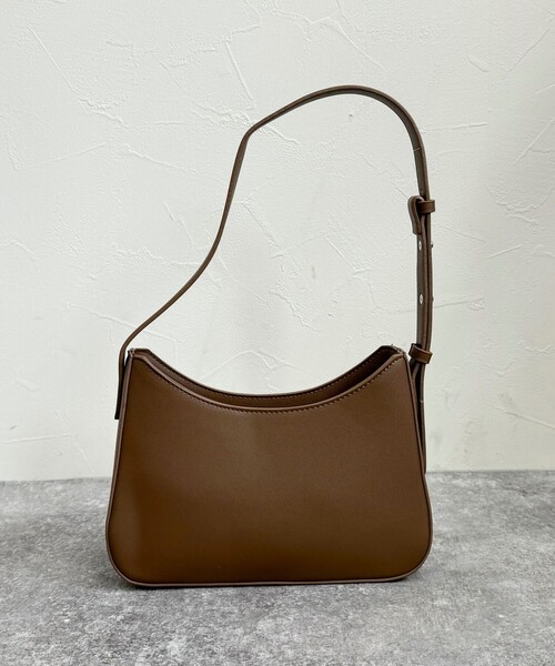 fredy emue（フレディエミュ）の「ワンベルトスリムミニバッグ（ハンドバッグ・レディース・ブラック/ライトブルー/ブラウン/ホワイト・FREE）」の14枚目の写真