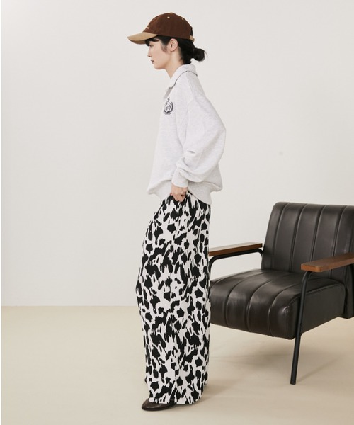 MERLOT（メルロー）の「【動画あり】【ウエストゴム】アニマルプリントイージーロングパンツ（その他パンツ・レディース・ブラウン/アイボリー/その他1・FREE）」の7枚目の写真