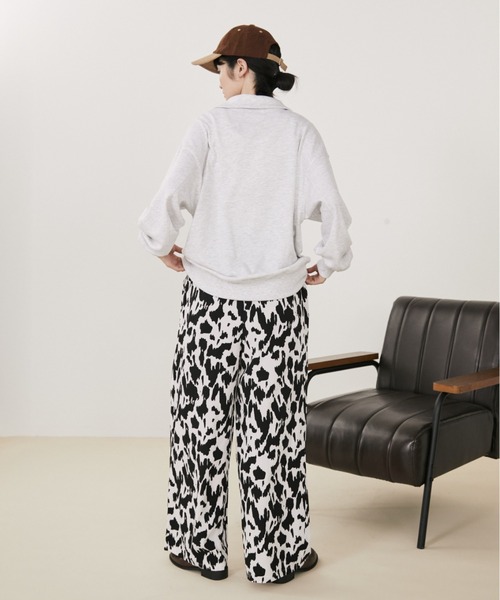 MERLOT（メルロー）の「【動画あり】【ウエストゴム】アニマルプリントイージーロングパンツ（その他パンツ・レディース・ブラウン/アイボリー/その他1・FREE）」の8枚目の写真