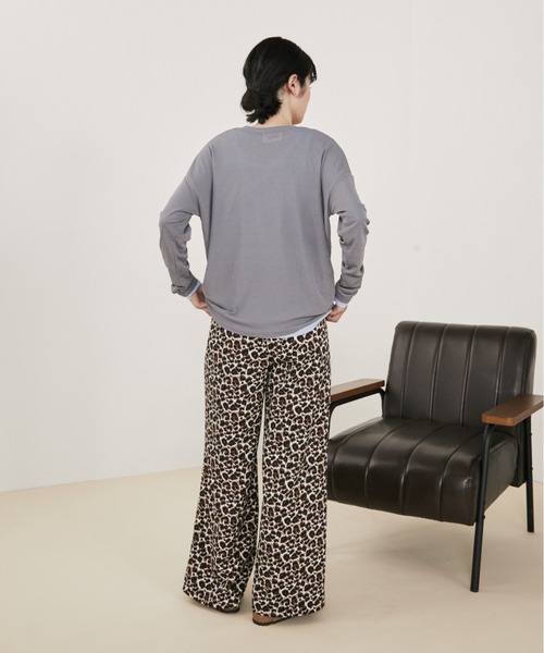 MERLOT（メルロー）の「【動画あり】【ウエストゴム】アニマルプリントイージーロングパンツ（その他パンツ・レディース・ブラウン/アイボリー/その他1・FREE）」の11枚目の写真