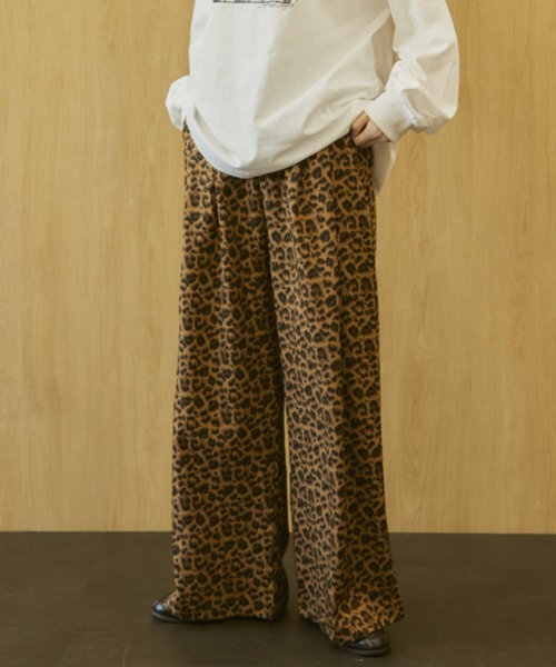 MERLOT（メルロー）の「【動画あり】【ウエストゴム】アニマルプリントイージーロングパンツ（その他パンツ・レディース・ブラウン/アイボリー/その他1・FREE）」の20枚目の写真