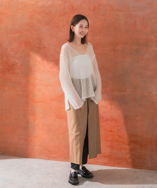 URBAN RESEARCH ROSSO WOMEN（アーバンリサーチ　ロッソ）の「シアーモヘアVネックプルオーバー（ニット/セーター・レディース・ホワイト/イエロー/ブルー・FREE）」の10枚目の写真