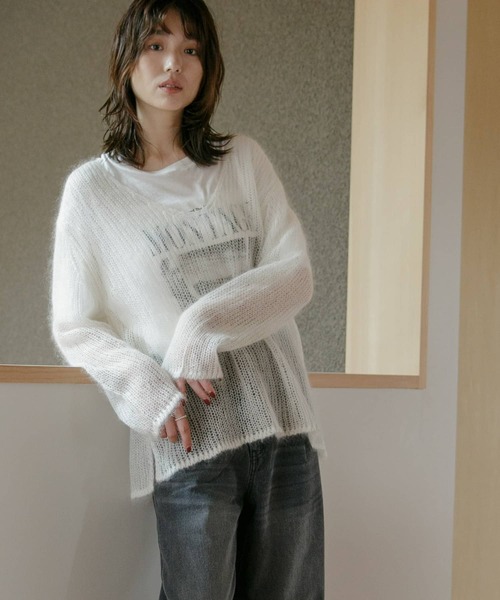 URBAN RESEARCH ROSSO WOMEN（アーバンリサーチ　ロッソ）の「シアーモヘアVネックプルオーバー（ニット/セーター・レディース・ホワイト/イエロー/ブルー・FREE）」の11枚目の写真
