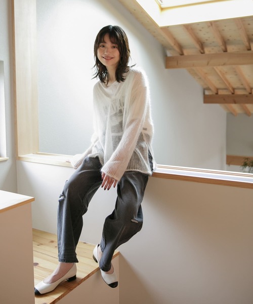 URBAN RESEARCH ROSSO WOMEN（アーバンリサーチ　ロッソ）の「シアーモヘアVネックプルオーバー（ニット/セーター・レディース・ホワイト/イエロー/ブルー・FREE）」の13枚目の写真