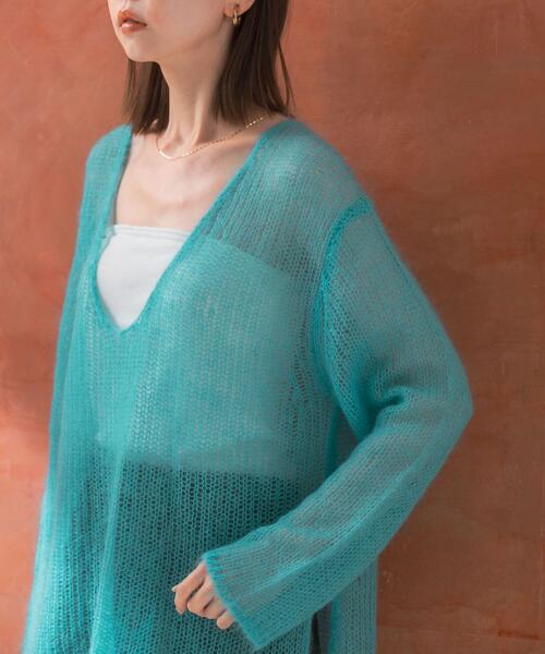 URBAN RESEARCH ROSSO WOMEN(アーバンリサーチ ロッソ)の「シアーモヘアVネックプルオーバー(ニット/セーター・レディース・ホワイト/イエロー/ブルー・FREE)」の18枚目の写真