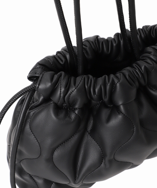 JOURNAL STANDARD relume(ジャーナルスタンダード レリューム)の「RELUME キルティングバッグ(ショルダーバッグ・レディース・ボルドー/アイボリー/ブラック・FREE)」の18枚目の写真